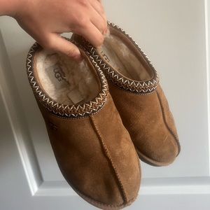 BROWN UGG SHOES